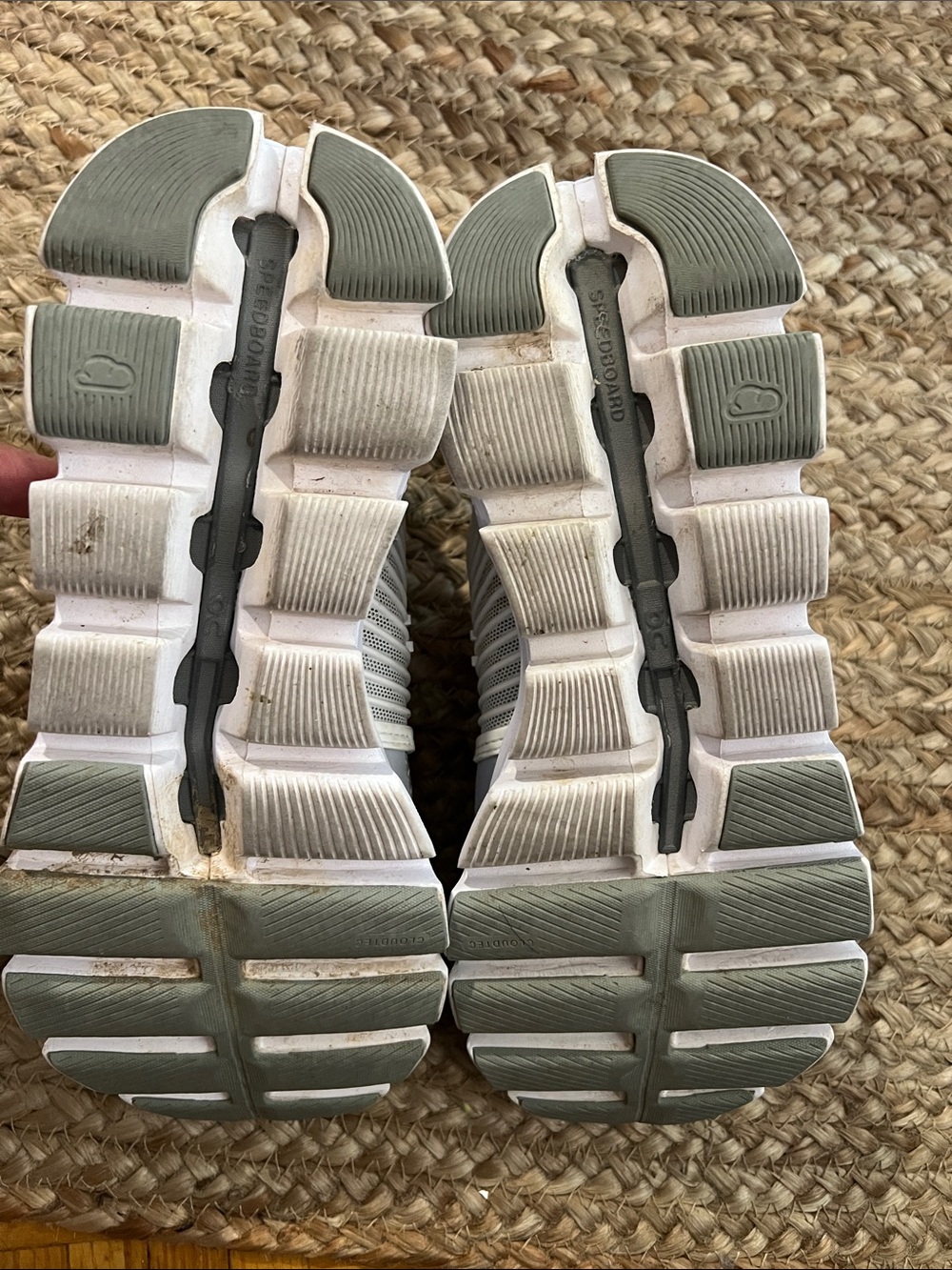 On Running Light Grey Mesh Sneakers size W8 - Picture 7 of 7
